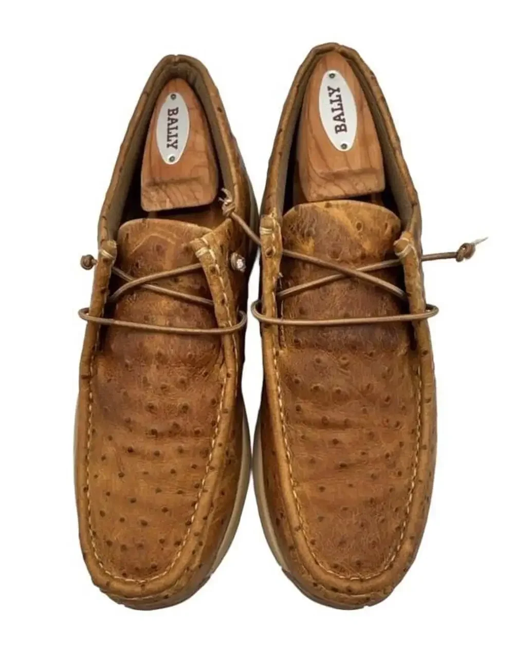 Roper Men's Clear Cut Low Stamped Ostrich Leather Chukka Shoe